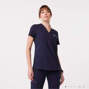 Figs Navy Catarina One-Pocket Scrub Top™